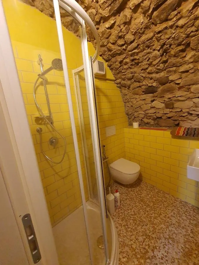 La Casa Della Luna Nel Lago Brenzone sul Garda 0*,